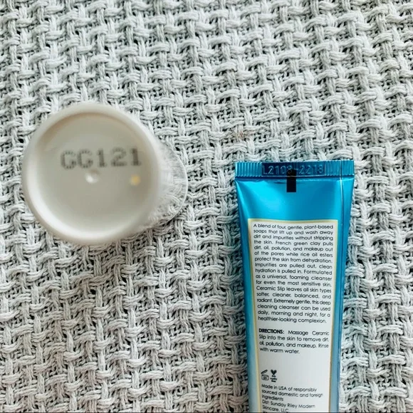 SUNDAY RILEY GOOD GENES Exfoliator and CERAMIC SLIP Face Cleanser balance purify - Picture 3 of 4